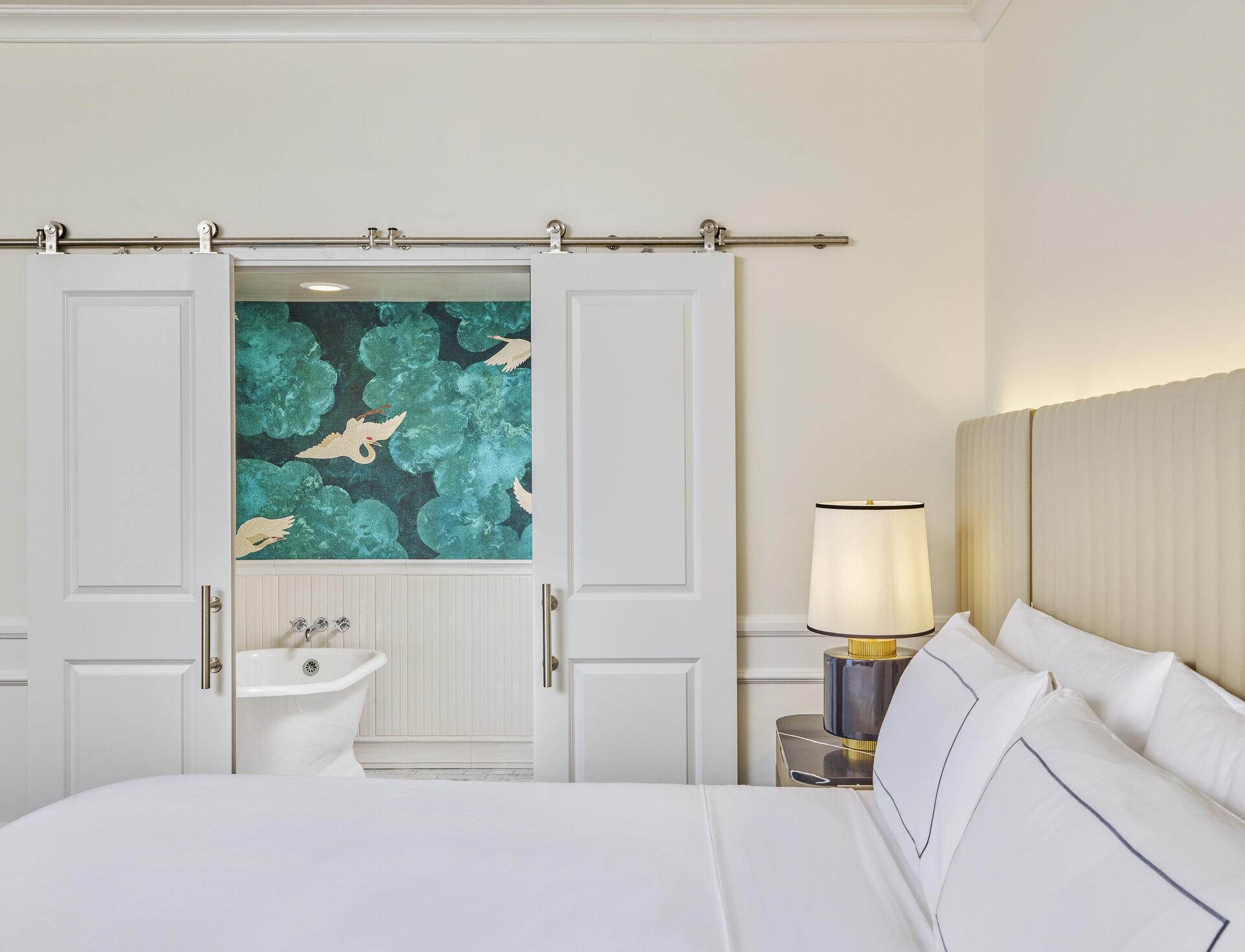 Luxury recovery suite